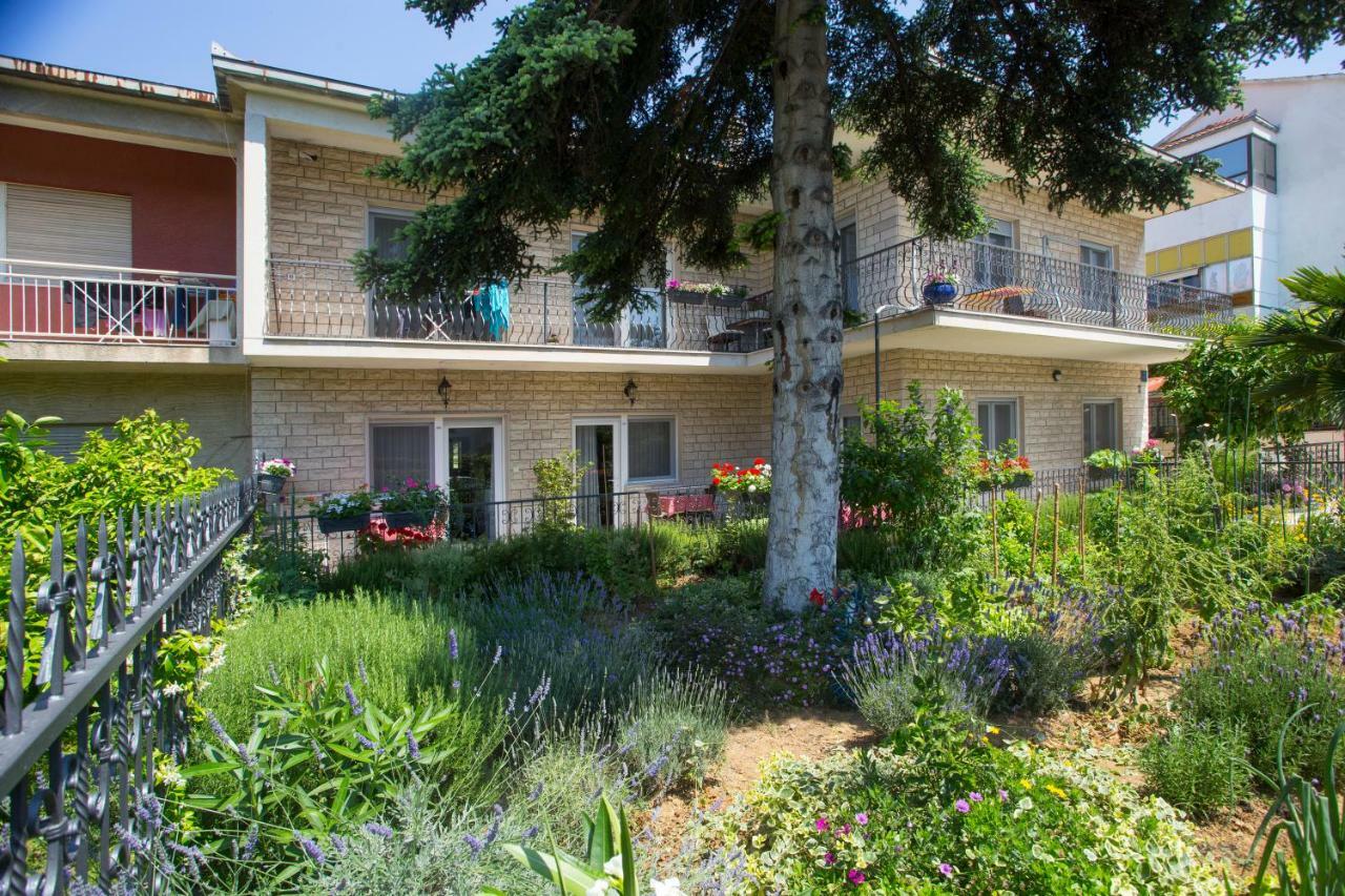 Ursic Apartman *
